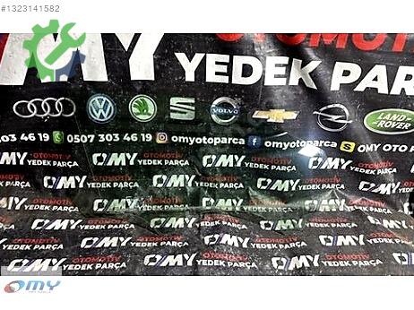 Volkswagen Golf Sağ Ön Kapı Camı çıkma parça