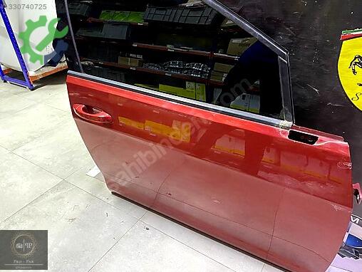 Volkswagen Golf Sağ Ön Kapı 5G4831056 çıkma parça