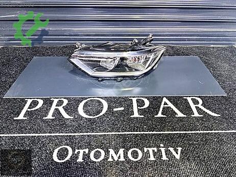 Volkswagen Passat Sağ Ön Far çıkma parça