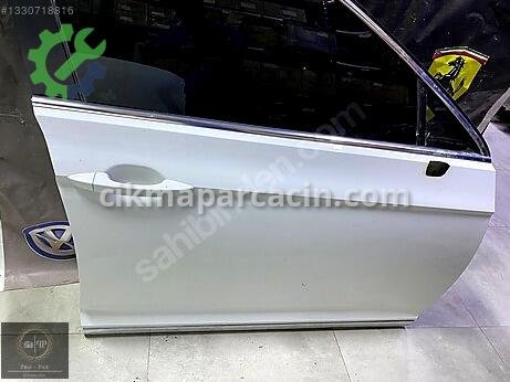 Volkswagen Passat Sağ Ön Kapı çıkma parça