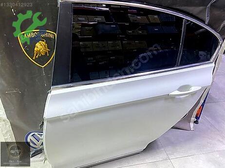 Volkswagen Passat Sol Arka Kapı çıkma parça