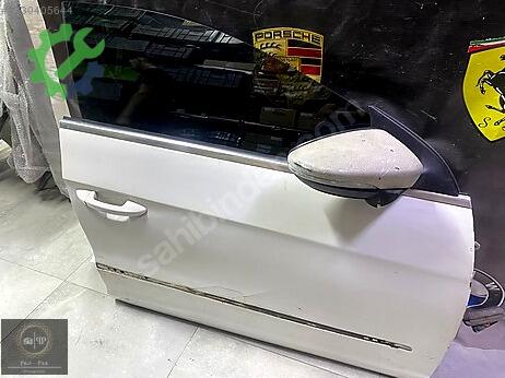 Volkswagen VW CC Sağ Ön Kapı çıkma parça