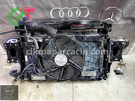 Volkswagen Golf Ön Panel çıkma parça