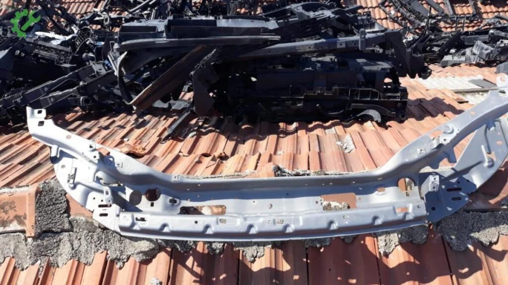 Volvo S40 Ön Panel çıkma parça