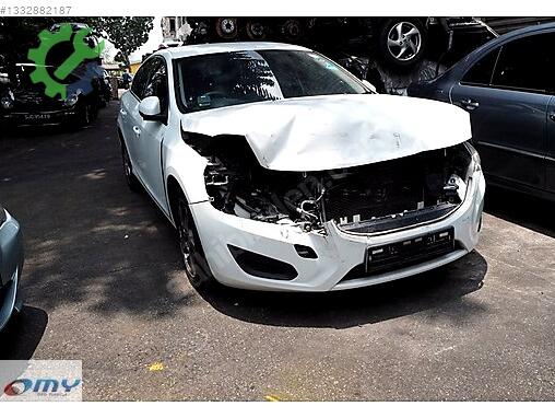 Volvo S60 Ön Far çıkma parça