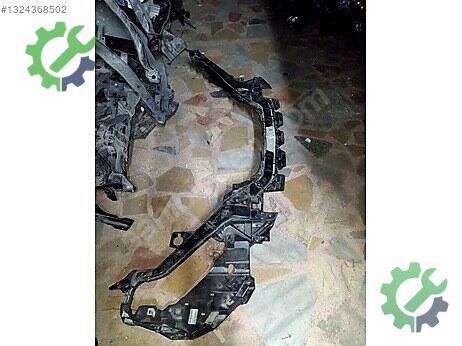 Volvo V40 Ön Panel çıkma parça