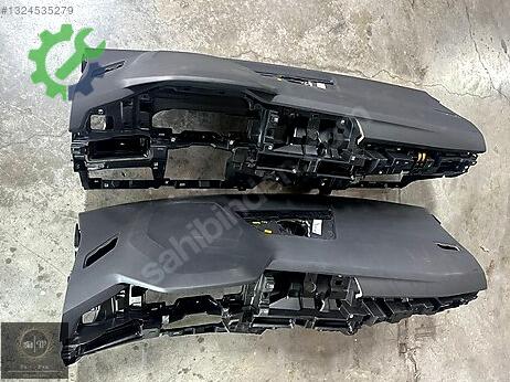Volkswagen Golf Torpido çıkma parça