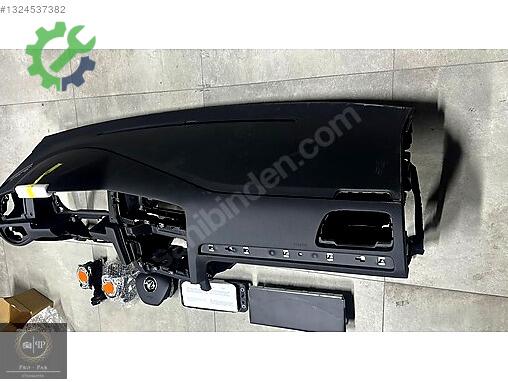 Volkswagen Golf Torpido 5G1857003 çıkma parça