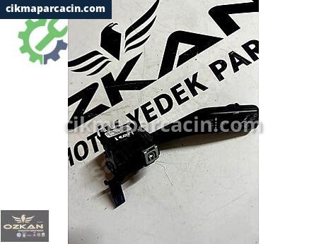 Volkswagen Jetta Silecek Kolu çıkma parça
