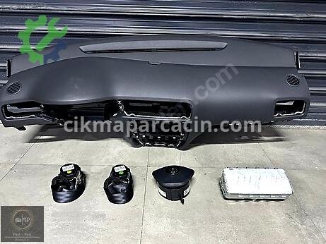 Volkswagen Jetta Torpido çıkma parça