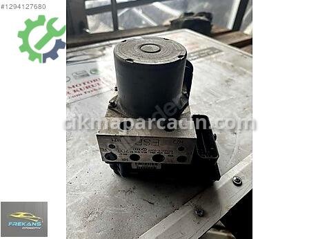 Audi A4 Bakalit çıkma parça