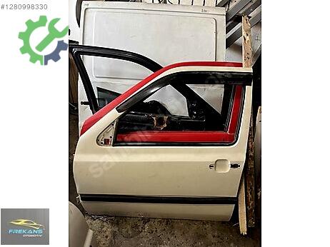 Volkswagen Golf Sol Ön Kapı çıkma parça