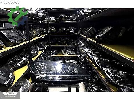 Volkswagen Golf Sağ Ön Far çıkma parça
