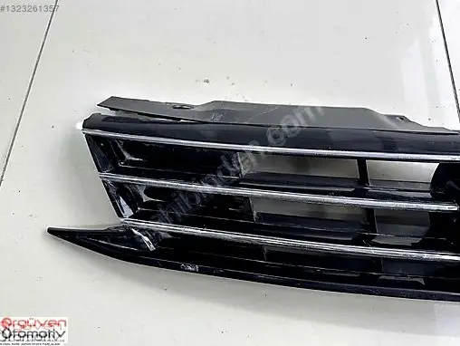 Volkswagen Jetta Ön Panjur çıkma parça