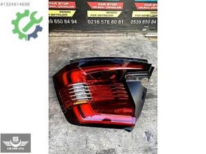 Volvo S90 Sağ Dış Stop Lambası 31108926