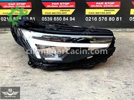 Volvo XC40 Sağ Ön Far çıkma parça
