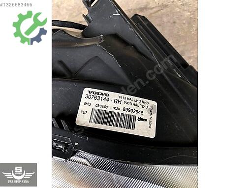 Volvo XC 60 Sağ Ön Far çıkma parça