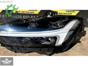 Volvo XC60 Makyajlı Full Led Sol Far SİYAHİÇLİ 32337382-31655229