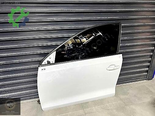Volkswagen Jetta Sol Ön Kapı 5C6831055 çıkma parça