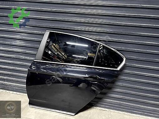 Volkswagen Passat Sol Arka Kapı çıkma parça