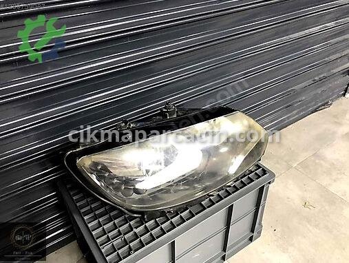 Volkswagen Sharan Sağ Ön Far 7N1941754B çıkma parça