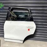 WW TOUAREG PORSCHE CAYANNE SOL ARKA KAPI BEYAZ 7P0 833 055