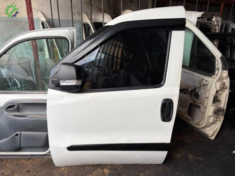 Fiat Doblo Sol Ön Kapı çıkma parça