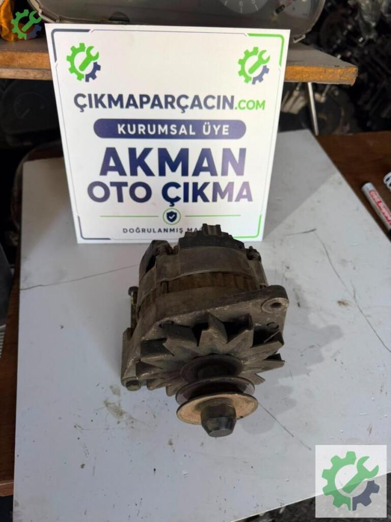 Renault R9 Şarj Dinamosu çıkma parça