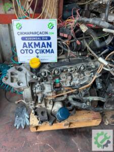 Renault Kangoo 1.5 arkadan marşı komple motor