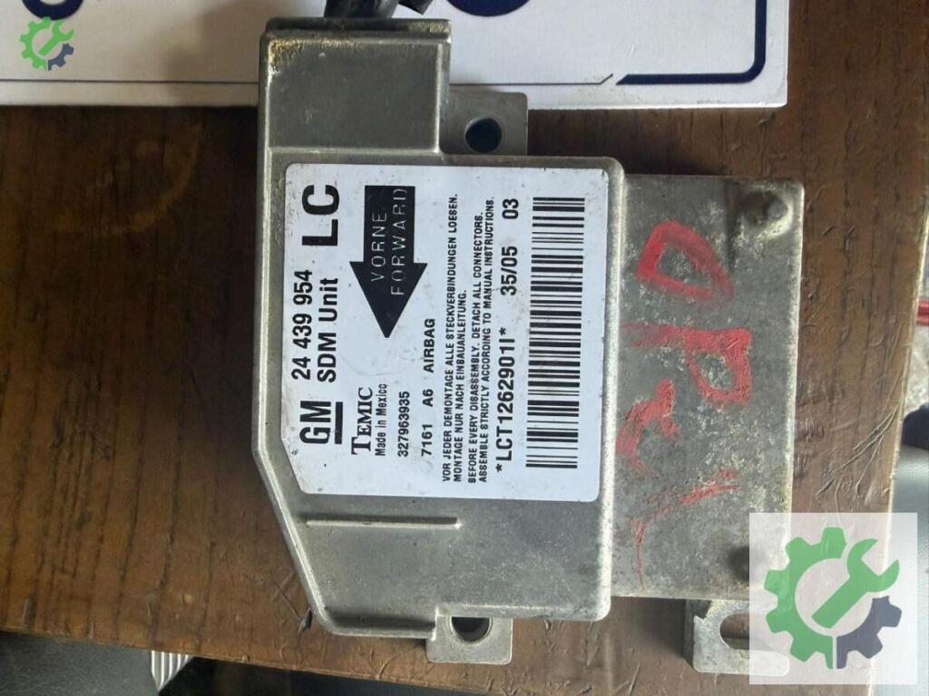 Opel Corsa Airbag Beyni 24439954 çıkma parça