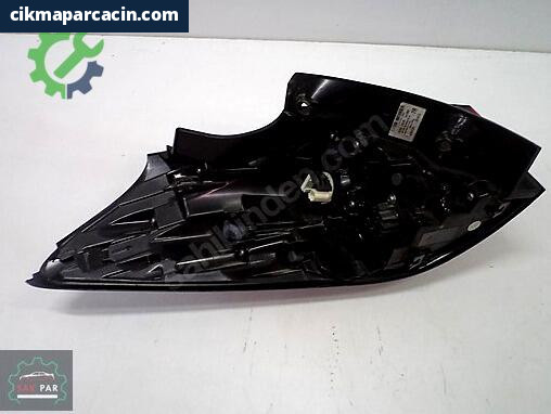 Toyota Yaris Sağ Arka Stop 81550-0DE20 çıkma parça