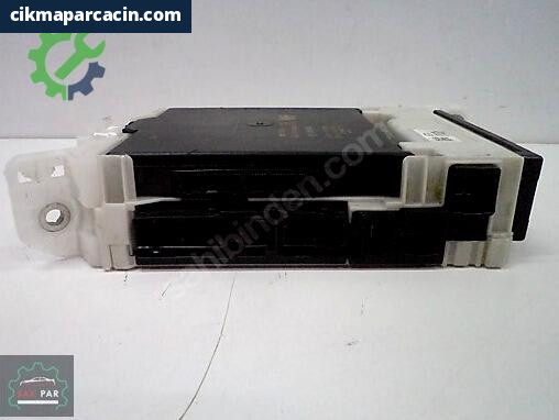 Toyota Yaris Beyni 89221-K0020 çıkma parça