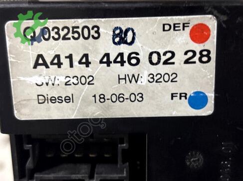 Mercedes-Benz Vaneo Kalorifer Kontrol Paneli A4144460228 çıkma parça