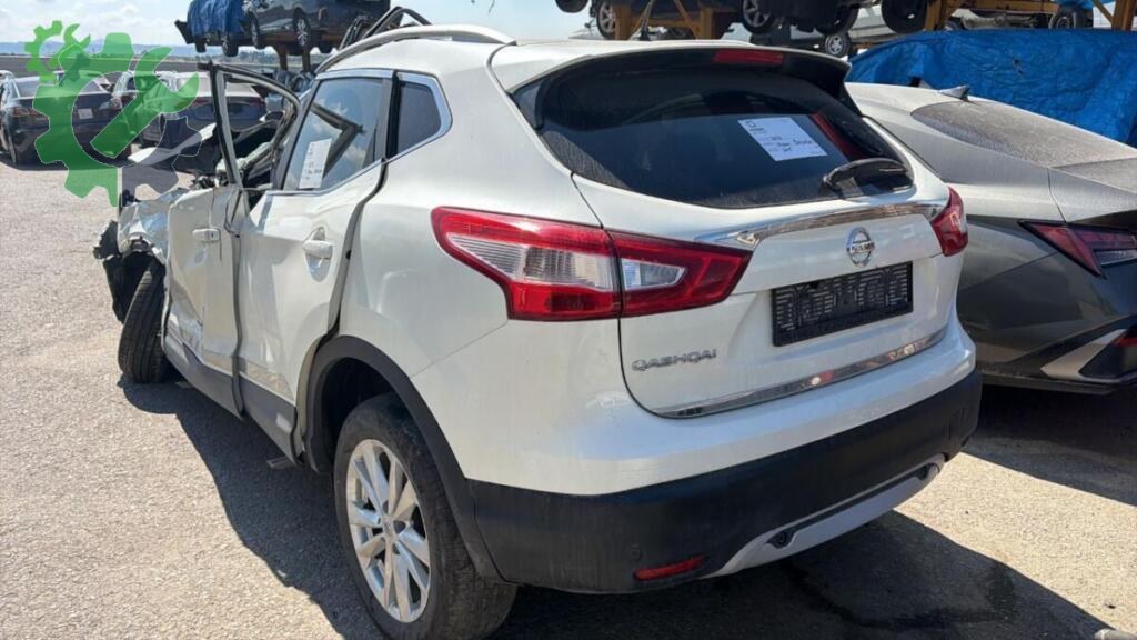 Nissan Qashqai Kapı (Ön Sağ) çıkma parça
