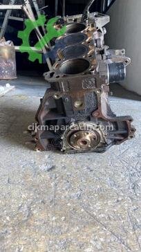 Nissan Almera Yarım Motor çıkma parça