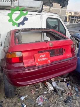 Opel Astra Sağ Arka Çamurluk çıkma parça