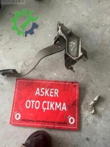 Opel Astra F debriyaj pedalı