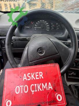 Opel Astra Direksiyon Simidi çıkma parça
