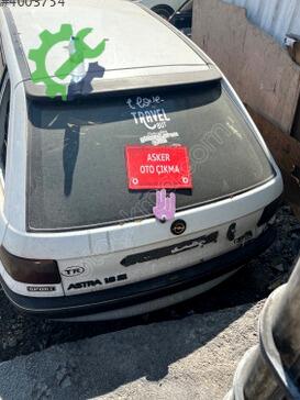 Opel Astra Bagaj Kapağı çıkma parça
