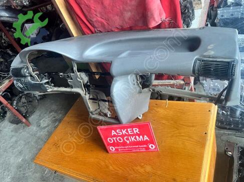Opel Astra Göğüs çıkma parça
