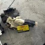 Opel Astra f sağ arka kapı kilidi