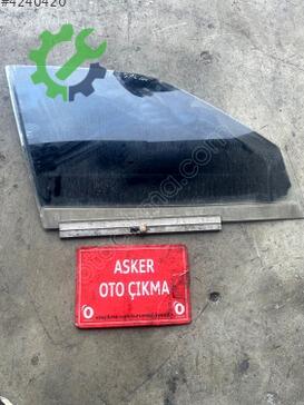 Opel Astra Sağ Ön Kapı Camı çıkma parça