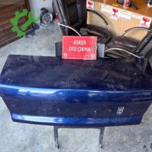 Opel Astra f sedan bagaj kapağı