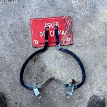 Opel Astra Sağ Bagaj Menteşesi çıkma parça