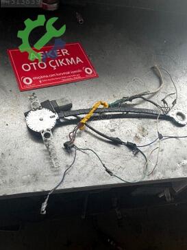 Opel Astra Sol Ön Cam Krikosu çıkma parça