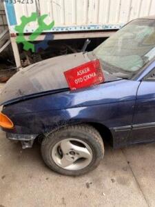 Opel Astra f sol ön çamurluk
