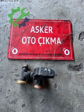 Opel Astra Kalorifer Musluğu çıkma parça