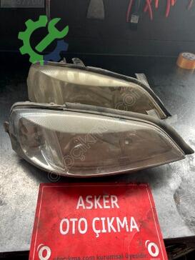 Opel Astra Sağ Ön Far çıkma parça