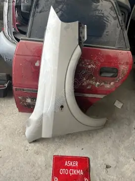 Opel Astra Sağ Ön Çamurluk çıkma parça