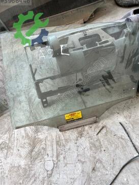 Opel Astra Arka Cam çıkma parça